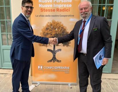 COOPERARE INSIEME